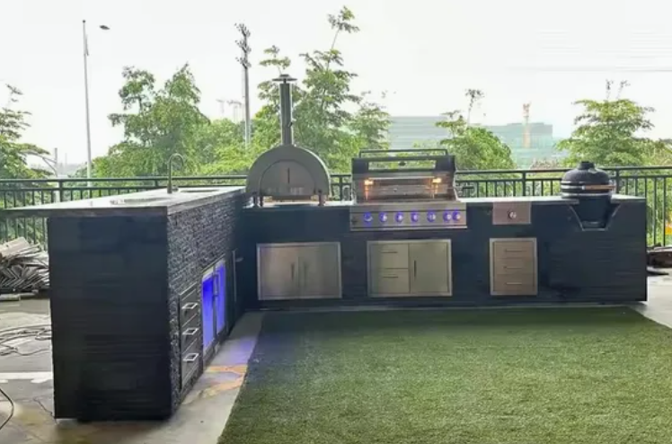 outdoor bbq kitchen setup